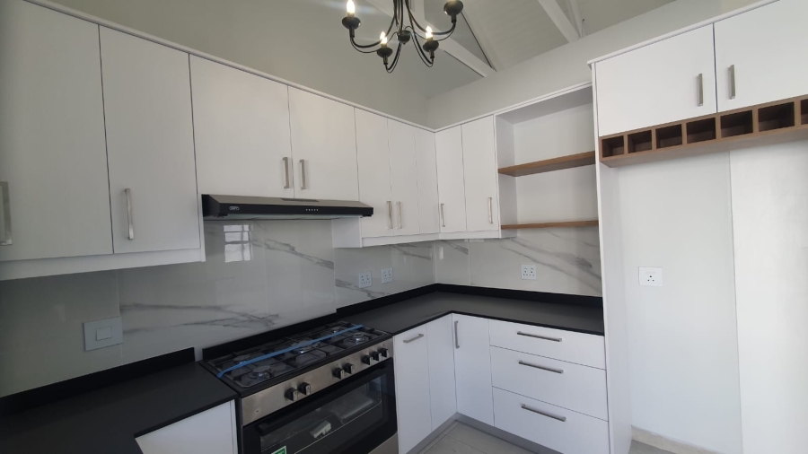 4 Bedroom Property for Sale in Da Gama Bay Western Cape